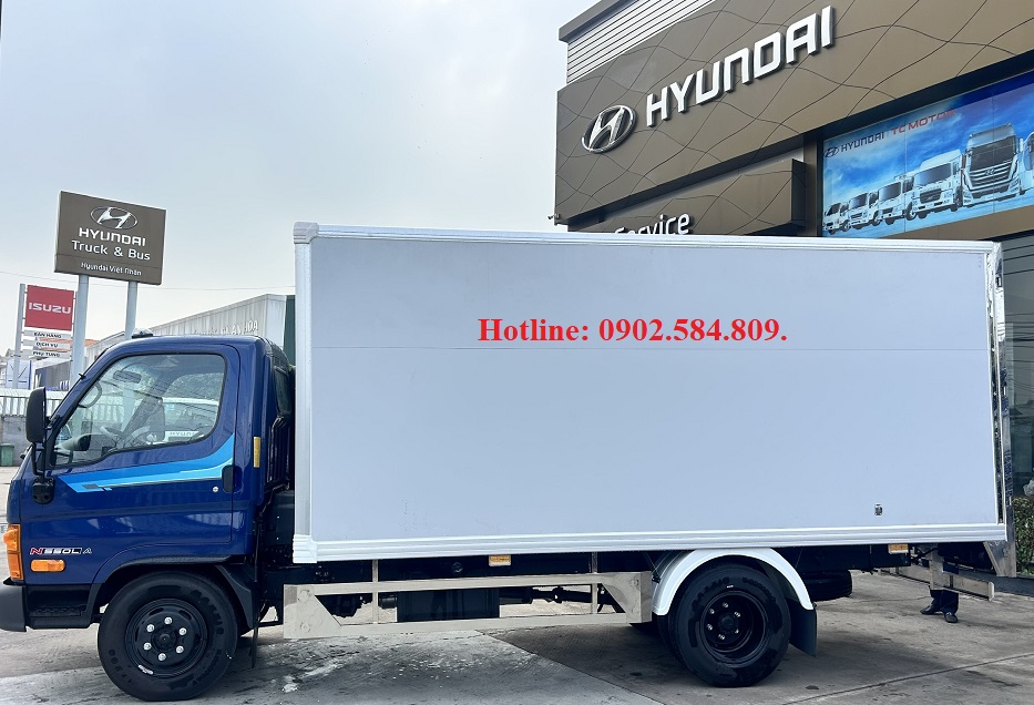 XE TẢI THÙNG KÍN 2,5 TẤN